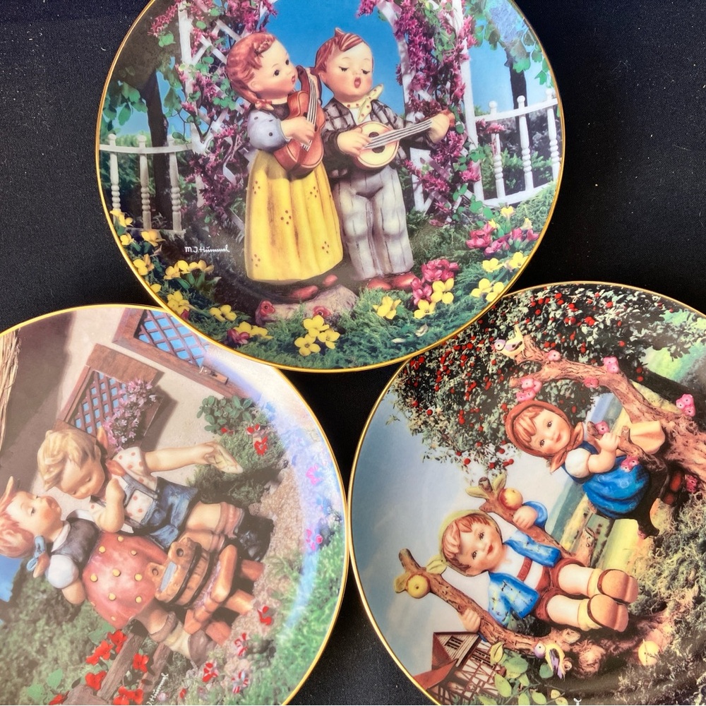 Colorful MJ Hummel Decorative Plates Set